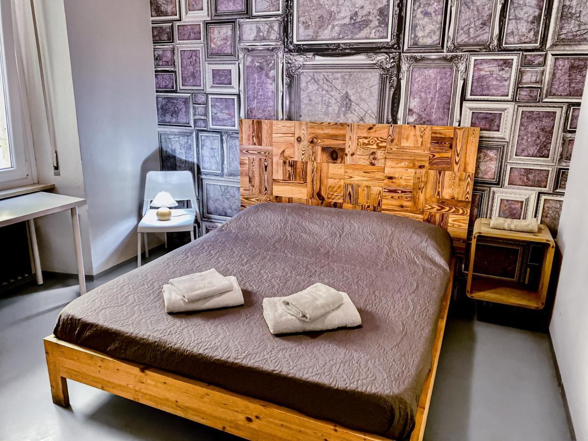 Tra Piazza Erbe E Piazza Bra Raffinata Maison Hotel Verona Buitenkant foto
